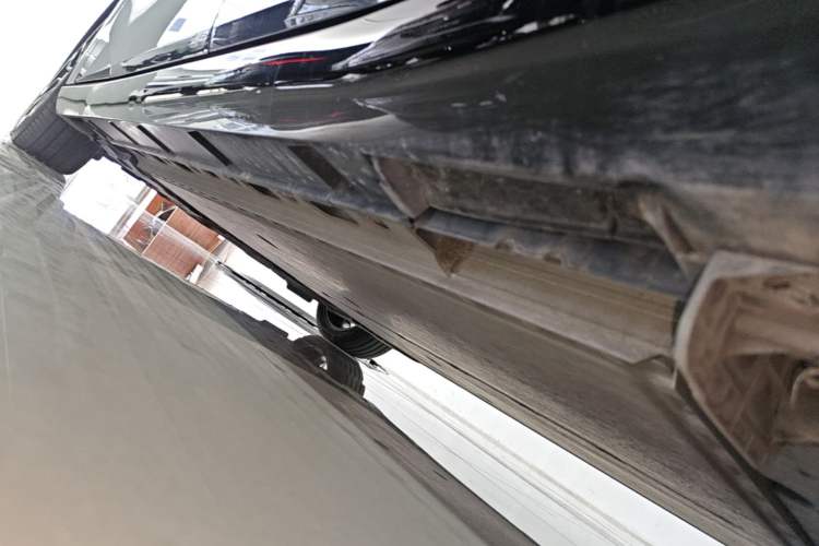 Used Nissan N7 2025 625 Max Left Side Sill