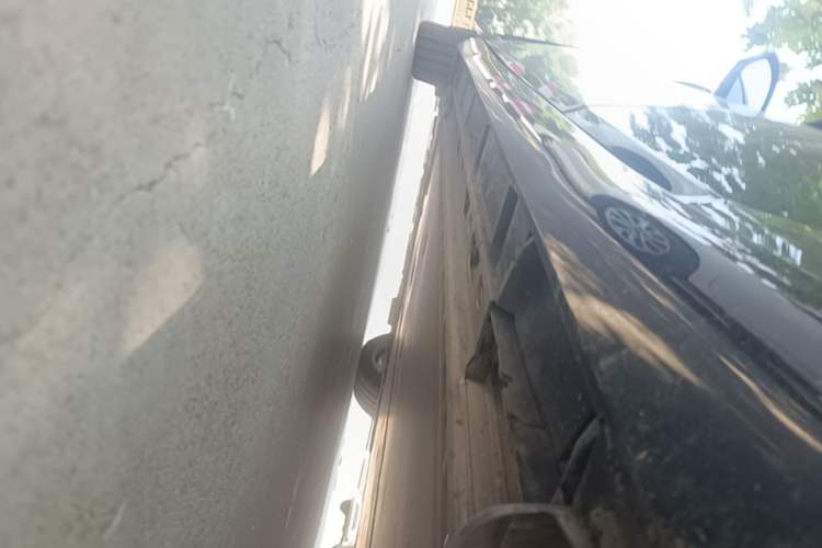 Used Nissan N7 2025 625 Max Left Side Sill