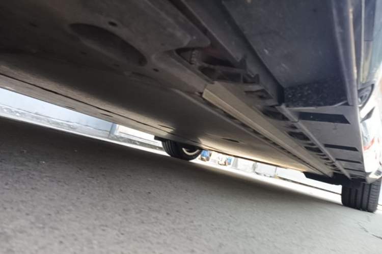Used Nissan N7 2025 625 Max Left Side Sill