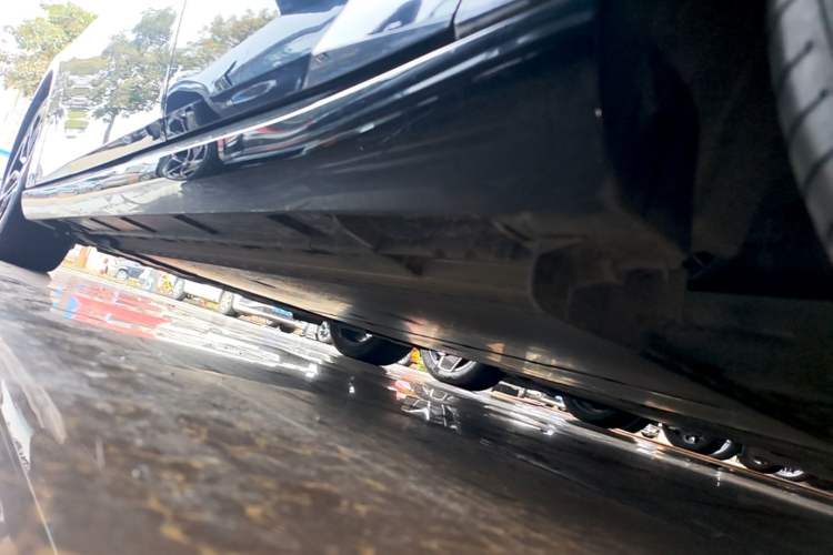 Used Nissan N7 2025 625 Max Left Side Sill