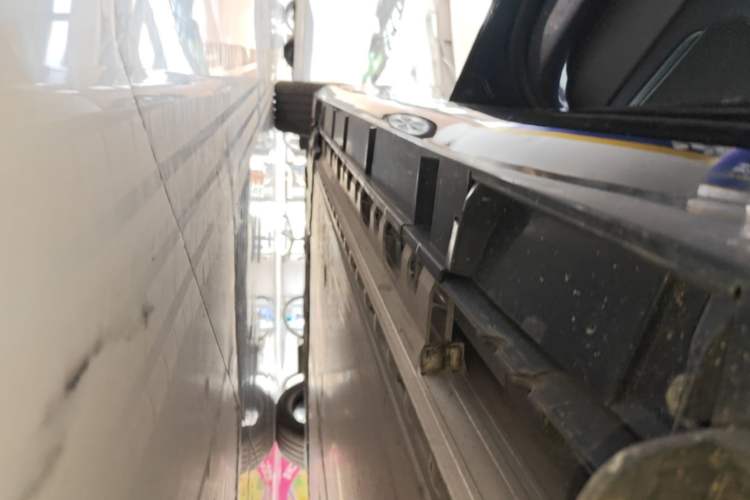 Used Nissan N7 2025 625 Max Left Side Sill