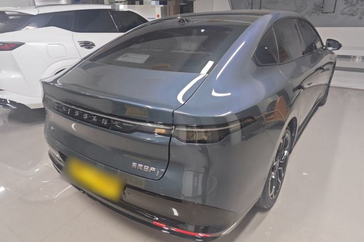 Used Nissan N7 2025 625 Max Rear Right 45 Deg