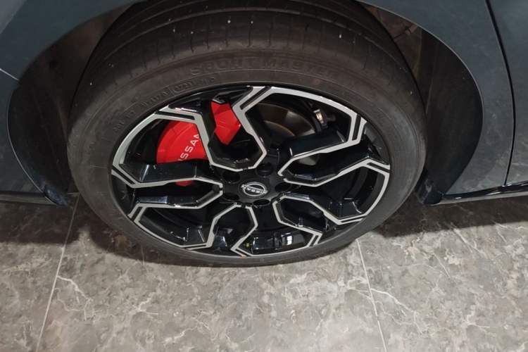 Used Nissan N7 2025 510 Pro Right Rear Wheel Hub