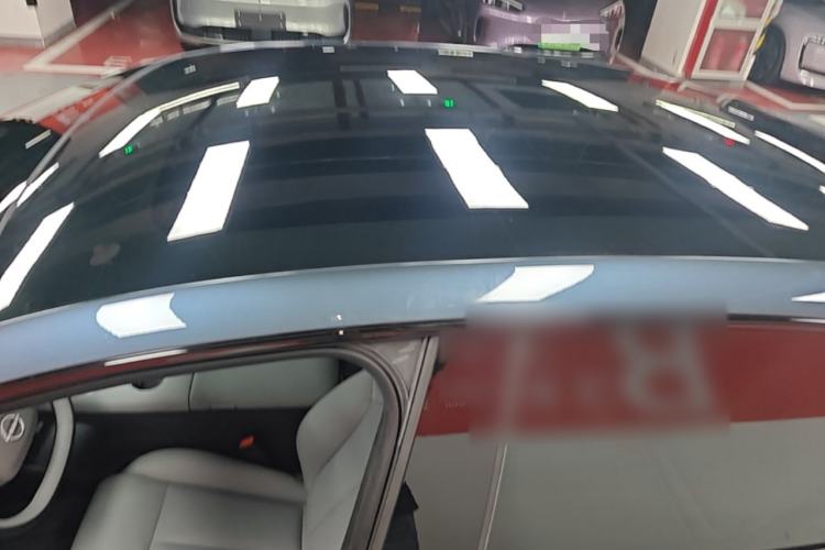 Used Nissan N7 2025 625 Max Roof