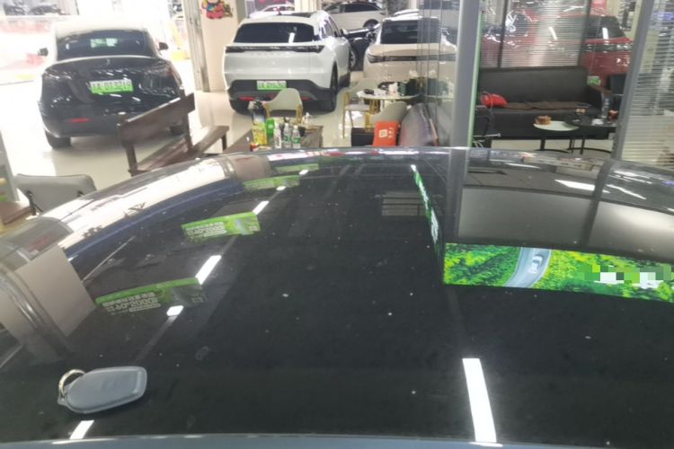 Used Nissan N7 2025 625 Max Roof