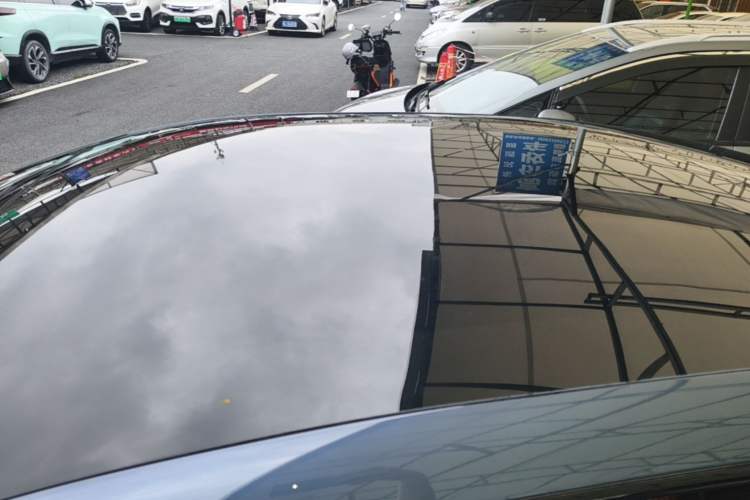Used Nissan N7 2025 625 Max Roof