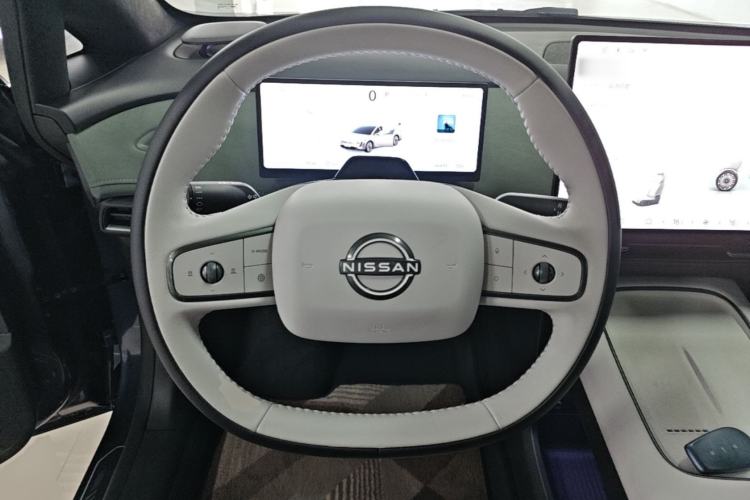Used Nissan N7 2025 625 Max Steering Wheel