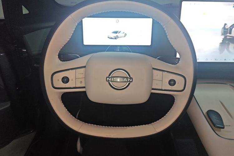 Used Nissan N7 2025 625 Max Steering Wheel
