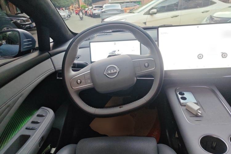 Used Nissan N7 2025 510 Max Steering Wheel