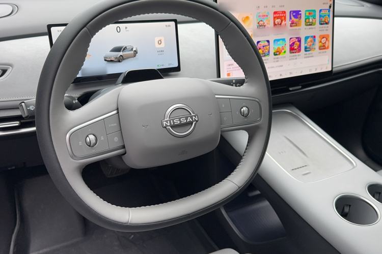 Used Nissan N7 2025 510 Max Steering Wheel