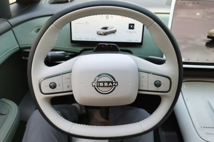 Used Nissan N7 2025 625 Max Steering Wheel