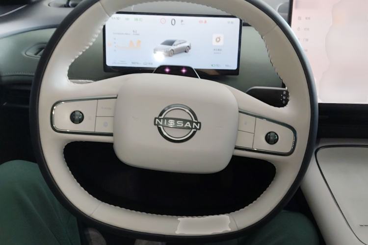 Used Nissan N7 2025 625 Max Steering Wheel