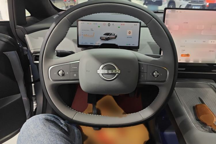Used Nissan N7 2025 510 Max Steering Wheel