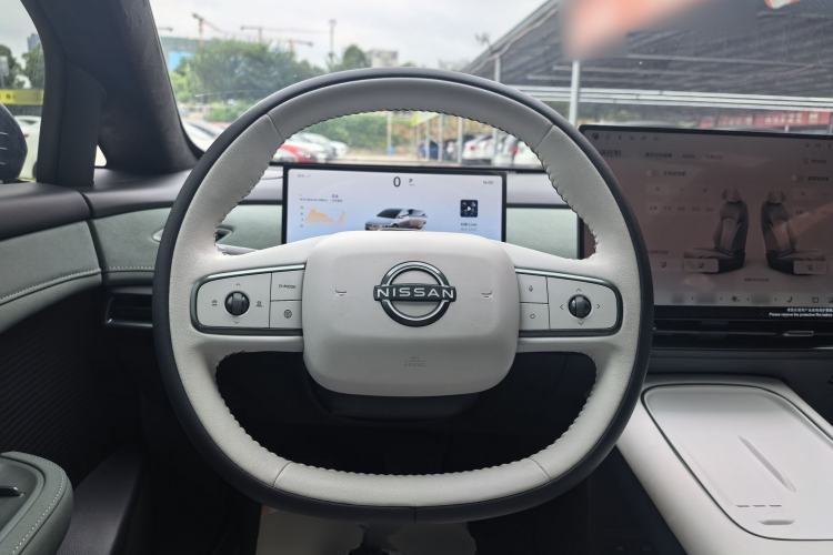 Used Nissan N7 2025 625 Max Steering Wheel