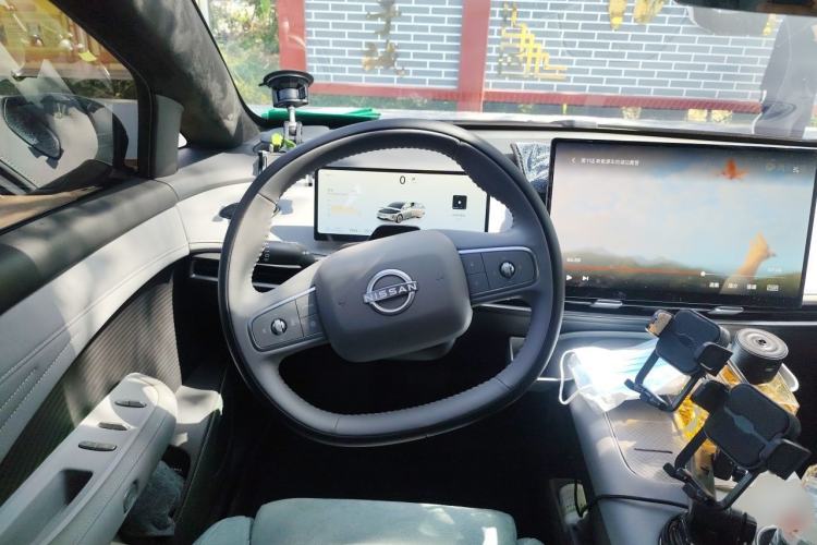 Used Nissan N7 2025 625 Max Steering Wheel
