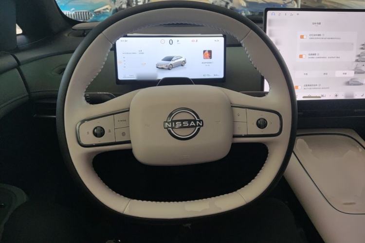 Used Nissan N7 2025 625 Max Steering Wheel