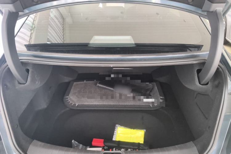 Used Nissan N7 2025 510 Max Trunk
