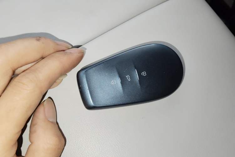 Used Nissan N7 2025 625 Max Vehicle Key