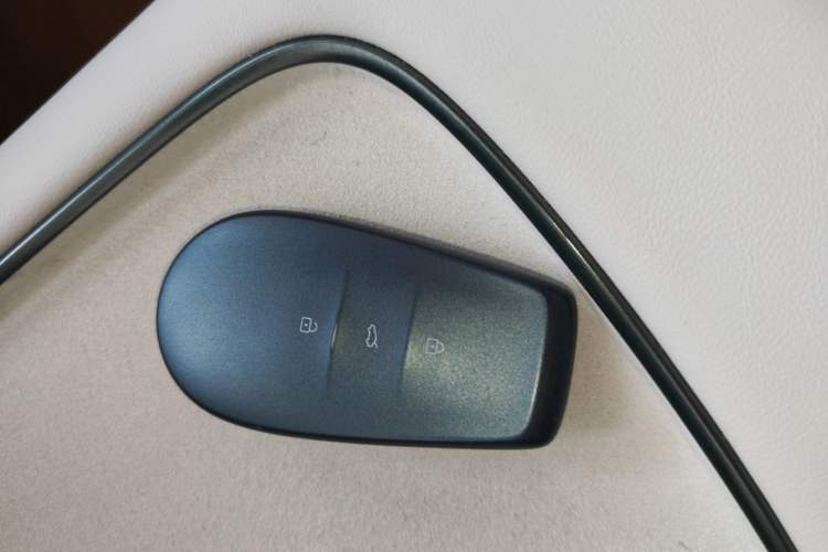 Used Nissan N7 2025 625 Max Vehicle Key