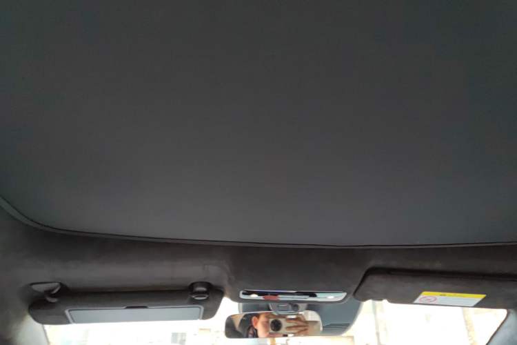 Used Nissan N7 2025 625 Max Headliner