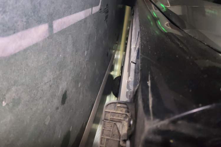 Used Nissan N7 2025 510 Pro Chassis Rear Left