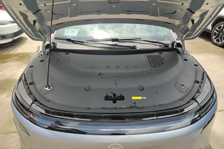 Used Nissan N7 2025 510 Max Engine Bay