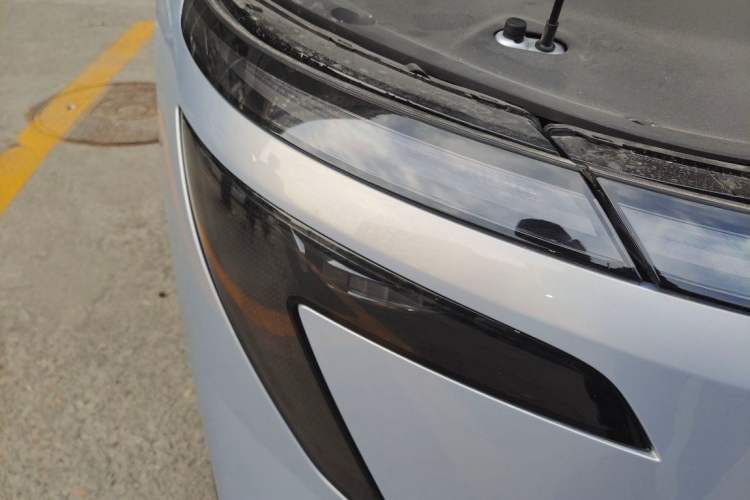 Used Nissan N7 2025 510 Pro Exterior 3