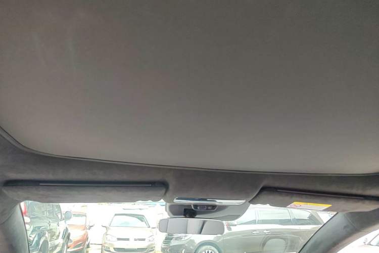 Used Nissan N7 2025 510 Max Headliner
