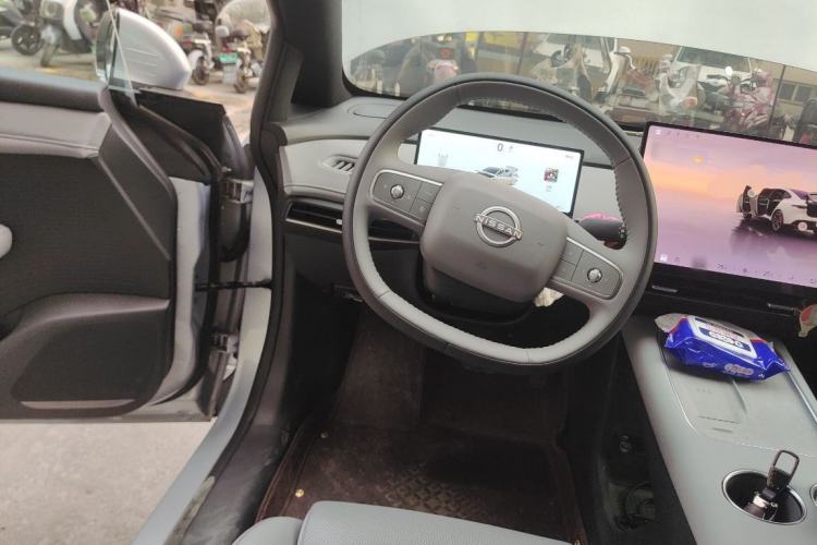 Used Nissan N7 2025 510 Pro Interior 1