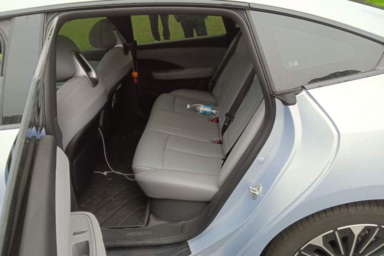 Used Nissan N7 2025 510 Pro Left Rear Seat