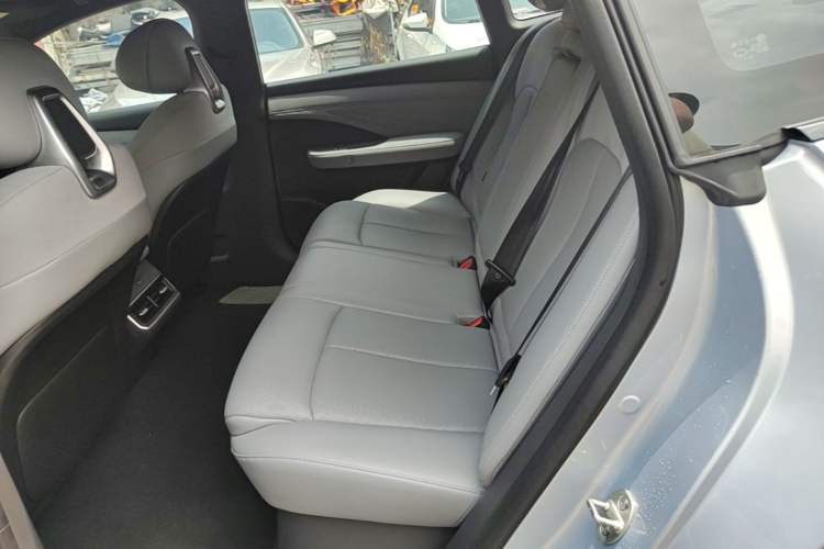Used Nissan N7 2025 510 Max Left Rear Seat