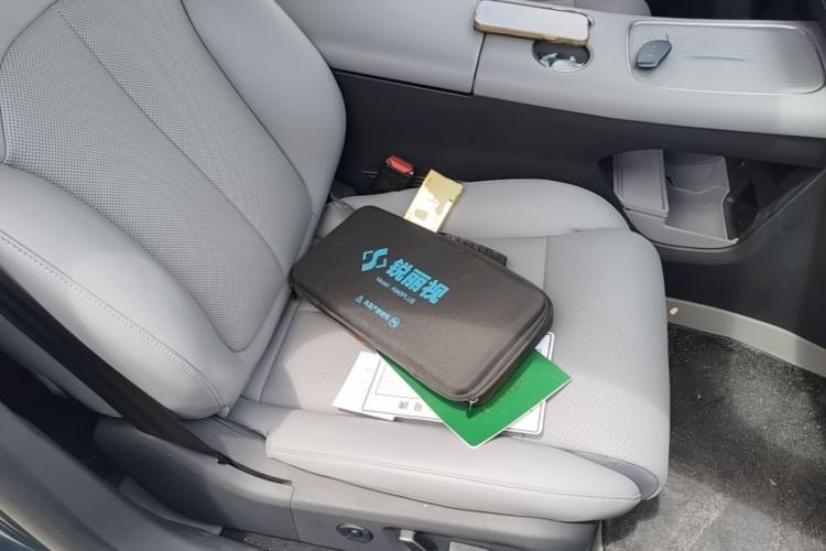 Used Nissan N7 2025 510 Max Right Front Seat