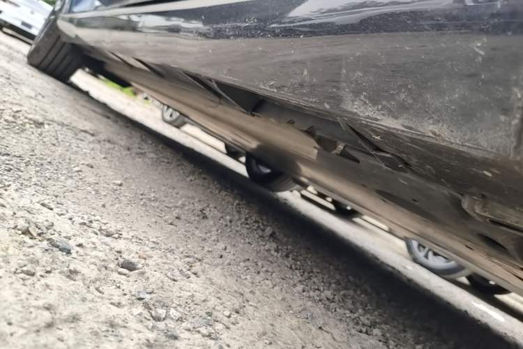 Used Nissan N7 2025 510 Max Right Side Sill