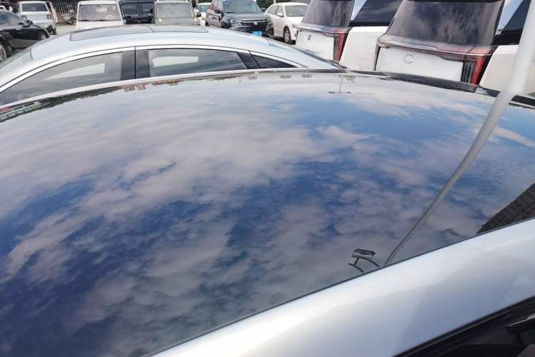 Used Nissan N7 2025 625 Max Roof