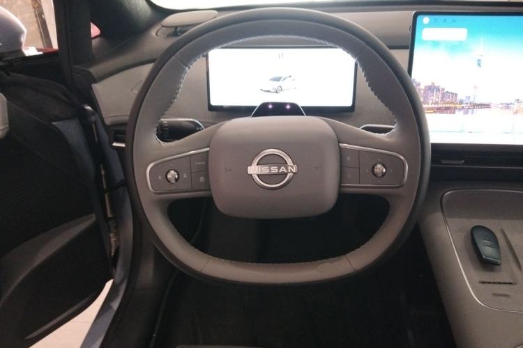 Used Nissan N7 2025 625 Max Steering Wheel
