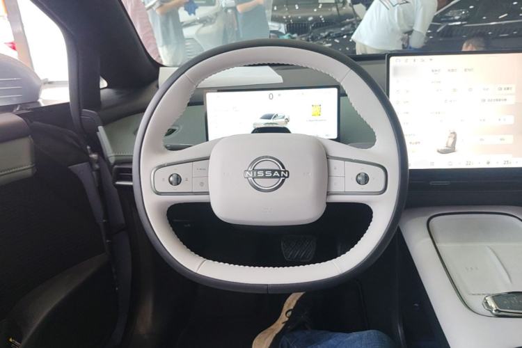 Used Nissan N7 2025 625 Max Steering Wheel