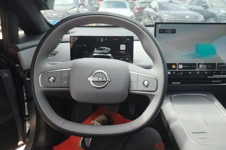 Used Nissan N7 2025 625 Max Steering Wheel