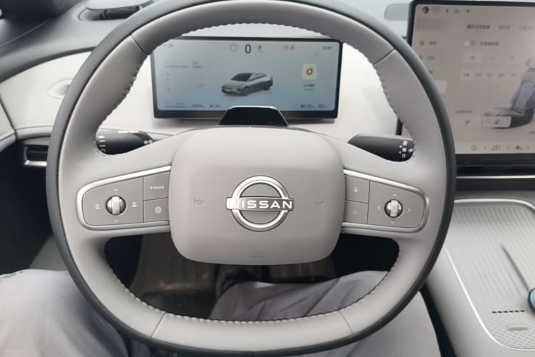 Used Nissan N7 2025 510 Max Steering Wheel