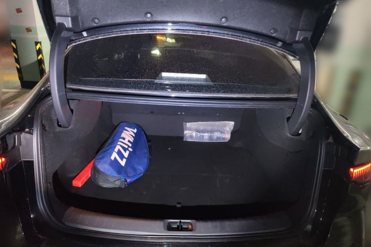 Used Nissan N7 2025 510 Pro Trunk