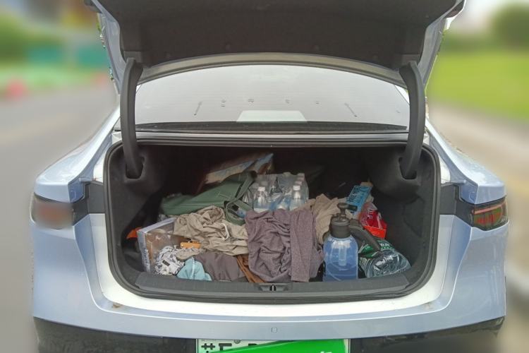 Used Nissan N7 2025 510 Pro Trunk