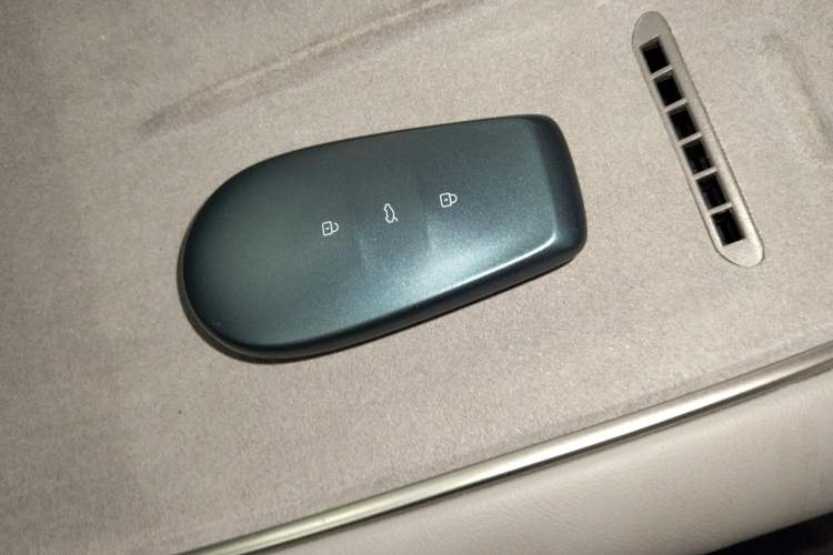 Used Nissan N7 2025 625 Max Vehicle Key