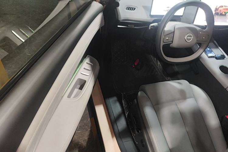 Used Nissan N7 2025 510 Pro Driver Seat