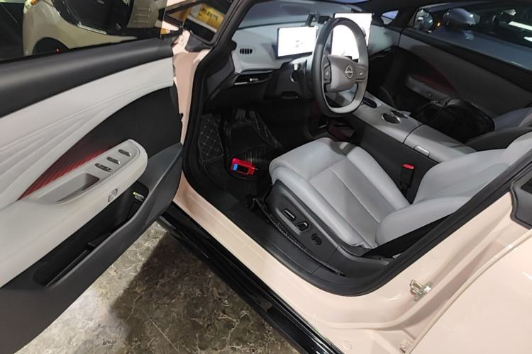 Used Nissan N7 2025 510 Pro Driver Seat