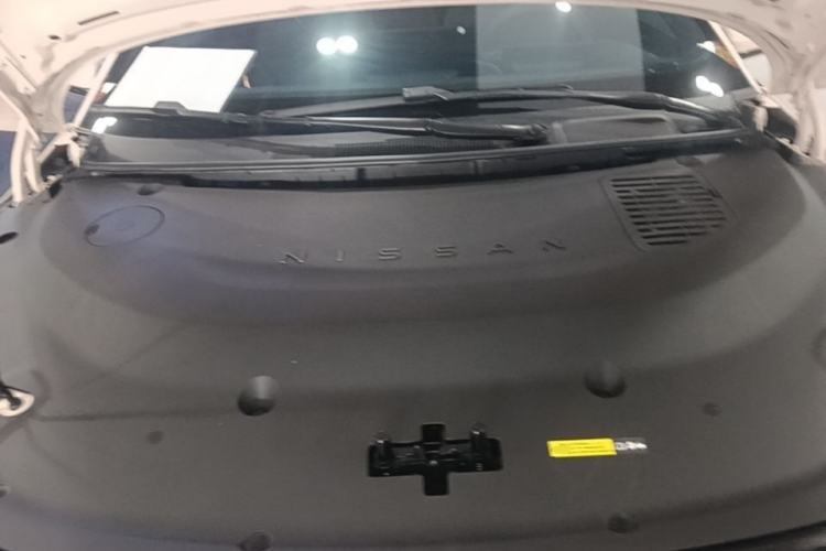 Used Nissan N7 2025 510 Max Engine Bay