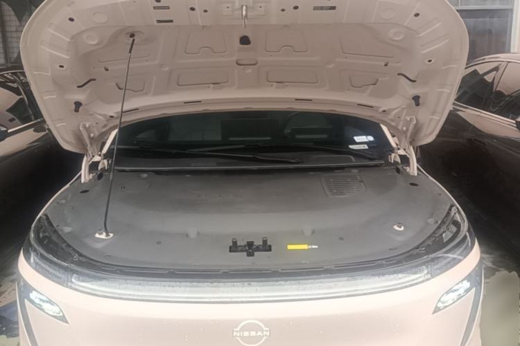 Used Nissan N7 2025 510 Pro Engine Bay