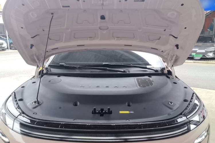 Used Nissan N7 2025 510 Pro Engine Bay