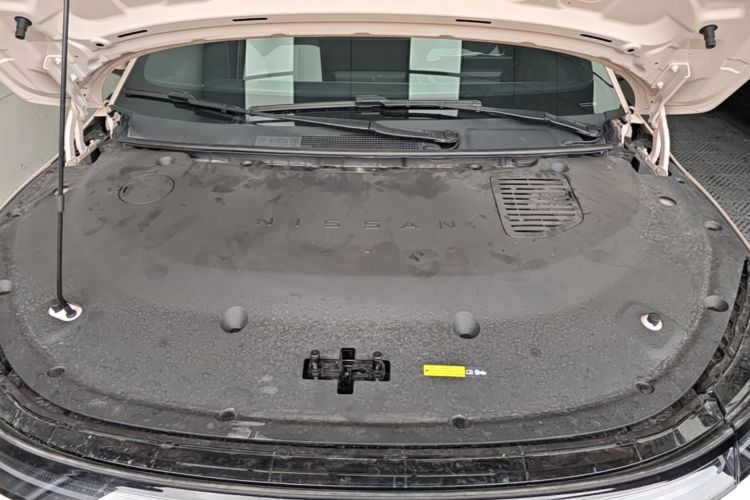 Used Nissan N7 2025 625 Max Engine Bay