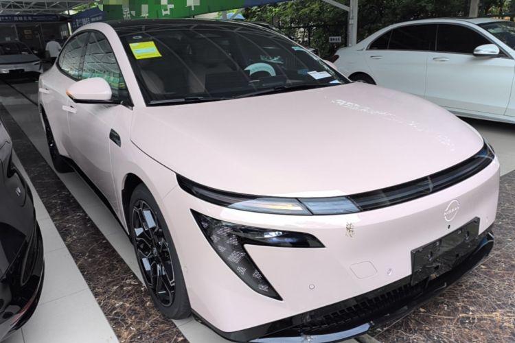 Used Nissan N7 2025 625 Max Exterior 1