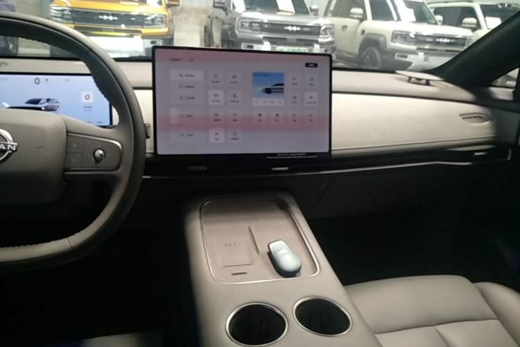Used Nissan N7 2025 510 Max Audio And AC Panel