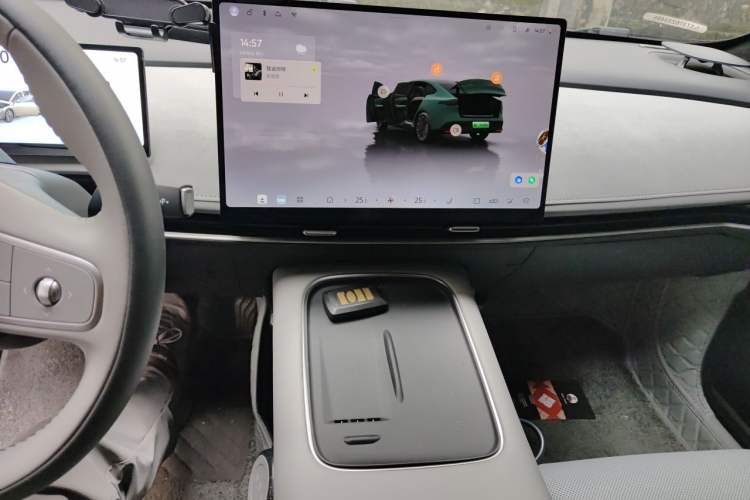 Used Nissan N7 2025 625 Max Audio And AC Panel